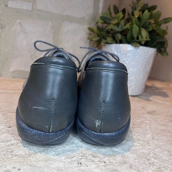 NOAT Lalo grey suede perforated sneaker sz 42 - Picture 6 of 6